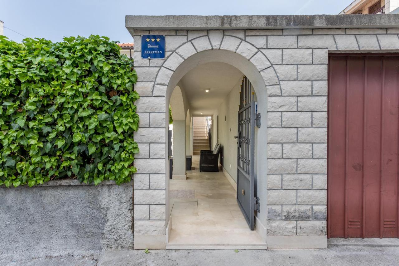 Garden Apartment Dina Split Exterior foto